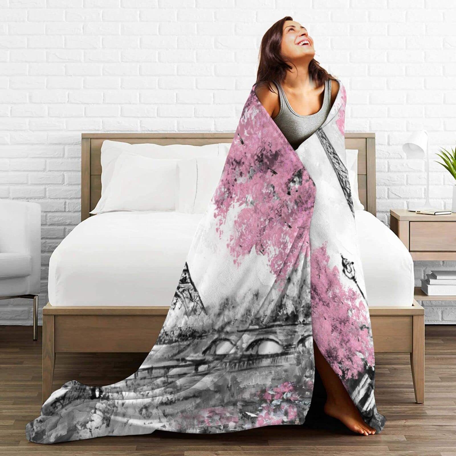 Eiffel Tower in Paris Printed  - Home Textiles Paris recension och pris